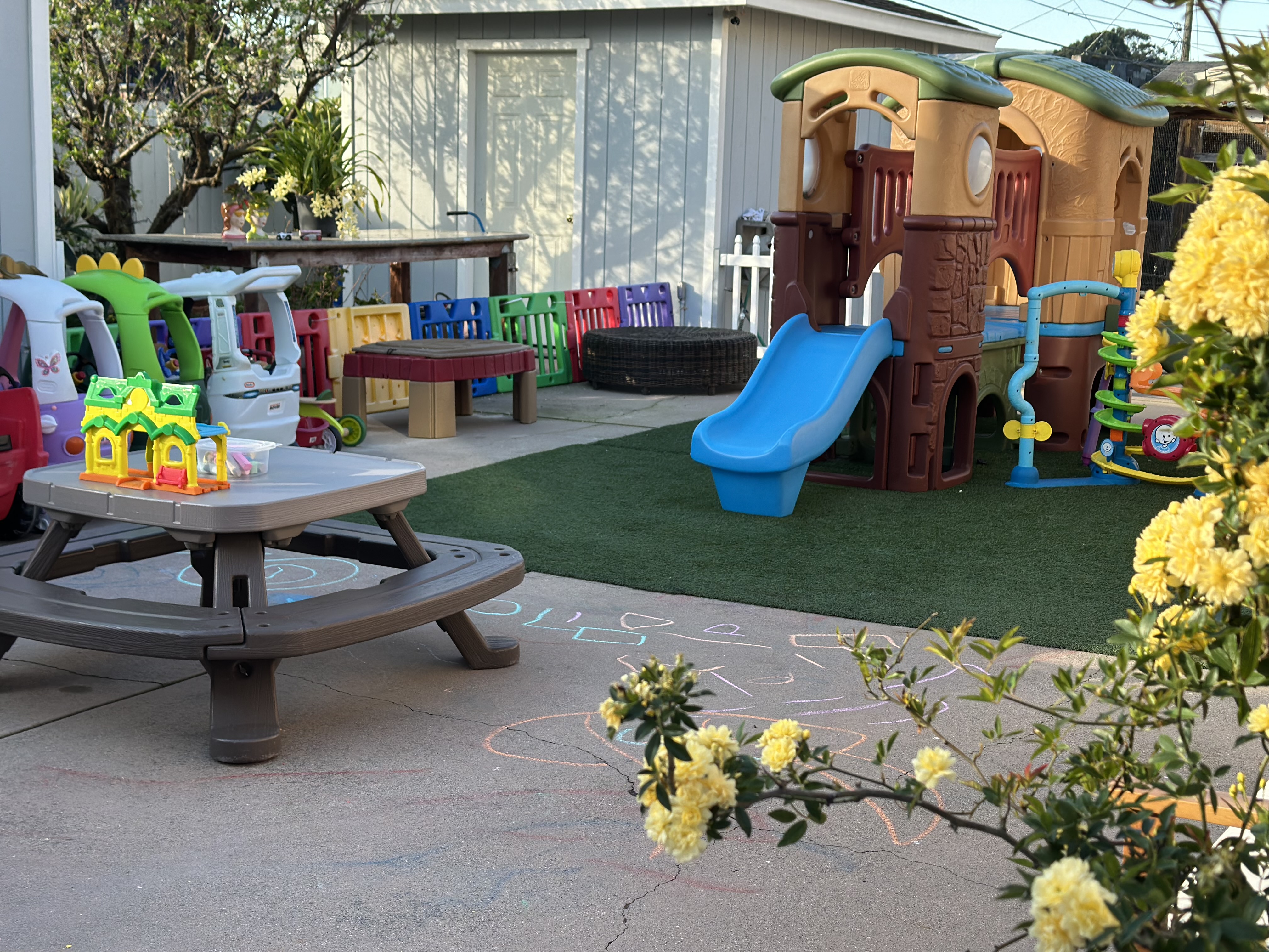 Hong Chinese Learning Daycare in South San Francisco, CA